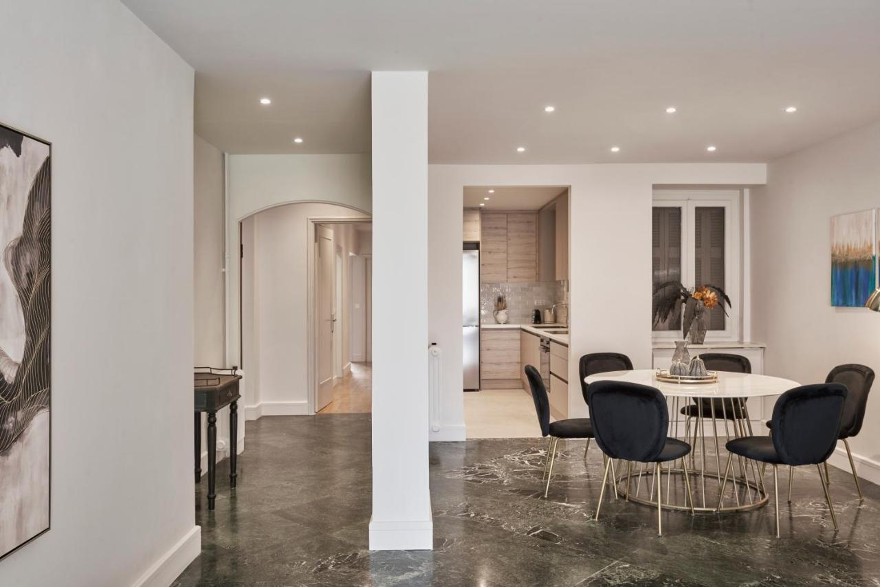 Chic N Bright 3Bd Apt With Hilton View Афины Экстерьер фото
